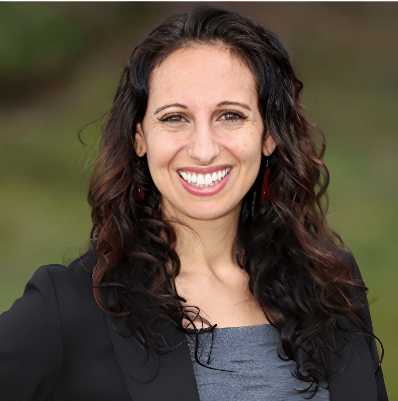 Dr. Amira Ahdut