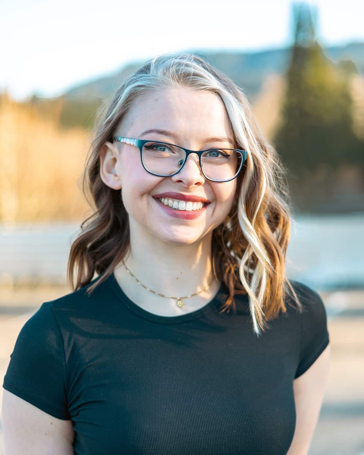 Janina Loos - Office Manager